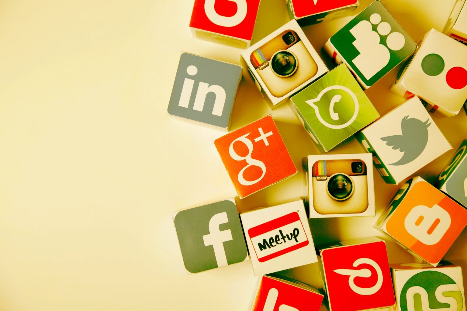 77f268dd0840fe7747abbb30a5ed86ae-1536x1023 Social media marketing